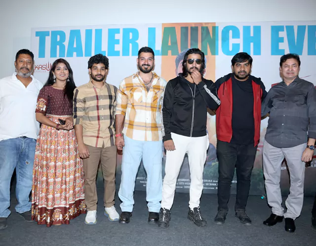 Mastu Shades Unnai Ra Neelo Movie Trailer Launch